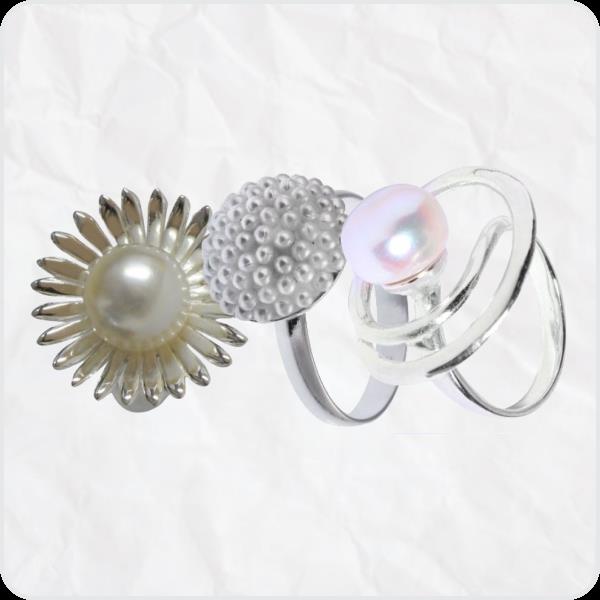 Cultured pearl rings