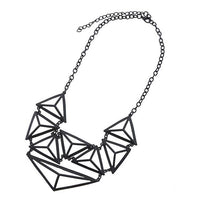 Cargar imagen en el visor de la galería, Ketten kurze Halskette Edelstahl schwarz plastisch acht Pyramiden 57 cm
