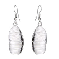 Load image into Gallery viewer, Brass Schmuckset silberfarben Kette Formen Struktur Ohrringe
