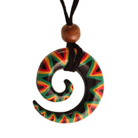 Cargar imagen en el visor de la galería, Kette Holz Rastafarben Dreiecke Anhänger Lederband Holzperlen verstellbar bemalt
