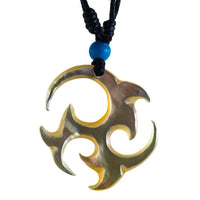 Load image into Gallery viewer, Halskette Perlmutt verstellbar Baumwolle Muschel Kette handgeschnitzt Türkis Stein Tomoe
