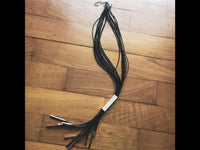 Load image into Gallery viewer, Lange Lederband Kette Fäden schwarz goldfarben Brass Rechteck ca 50 cm lang Edelstahl verstellbar
