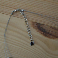 Load image into Gallery viewer, Halskette dreilagig braun Perlmutt Plättchen Flecken
