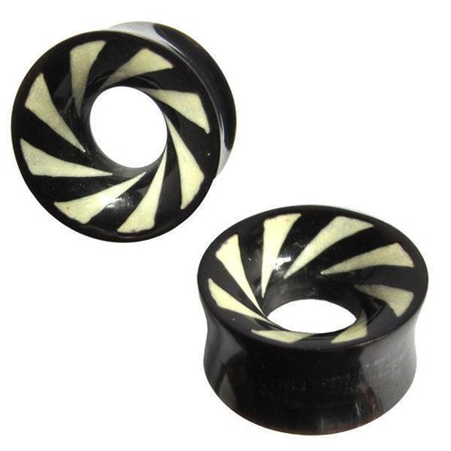 Horn Tunnel schwarz mit Spiral Muster weiß schwarz handgeschnitzt Tribal Buffalo Plug Ohrstecker
