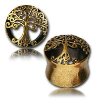 Load image into Gallery viewer, Two Brass Tunnel Italien Tree of Life plugs feature a spiraling gold design, are nickel-free, and display their cylindrical Messing Baum des Lebens (Tree of Life) shape with ornate detailing.
