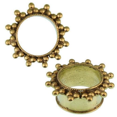 Two antik gold, nickelfree Brass Tunnel Seil Sonne plugs with raised bead edges are shown on a white background—one standing, one flat—displaying the organic Messing Expander Ohrschmuck design from side and top views.