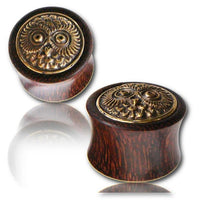 Load image into Gallery viewer, Tamarinden Holz Plug schwarz Brass Inlay Eule Tunnel gold antik nickelfrei Tribal Expander Organic
