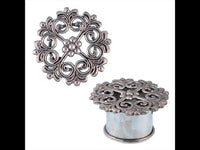 Load image into Gallery viewer, Silbertunnel Kreuz gotisch 925 Sterling Silber Tunnel Plugs feature ornate, round designs with intricate floral and swirl patterns, displayed from front and side angles on a white background.
