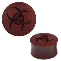 Load image into Gallery viewer, Holzplug Biohazard Gravur Rosenholz handgeschnitzt Holz Plug Tunnel Expander
