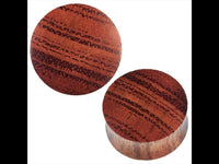 Cargar imagen en el visor de la galería, Waru Holz Plug dunkel braun gemasert Handgeschnitzt Tunnel Expander
