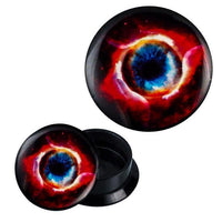 Load image into Gallery viewer, A round black Schraub Plug Acryl Hände Kristallkugel Piercing features a lid with a striking blue and red eye design, surrounded by vibrant fiery patterns in red and orange for a bold, cosmic look.
