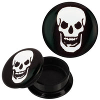 Load image into Gallery viewer, Two round black Schraub Plug Acryl lachender Totenkopf Piercing Ohrschmuck plugs, one opened to reveal its compartment, both display a white skull with hollow eyes and a wide grin on top.

