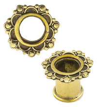 Load image into Gallery viewer, Two antique gold Brass Tunnel Bogen Blume Kreise plugs (nickel-free) made of brass, with a floral edge design, are shown from top and side views against a white background.
