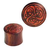 Load image into Gallery viewer, Plug Sonoholz Faden Triqueta rot crushed Steininlay double flared Handarbeit
