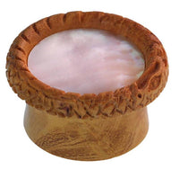 Load image into Gallery viewer, Plug hellbraun Teakholz gemasert rund Schlange Muster Rand Muschel Inlay Perlmutt Piercing
