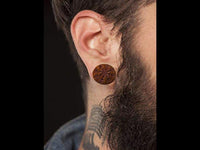 Load image into Gallery viewer, Holz Teakholz Plug Awe Helm braun double flared
