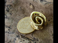 Load image into Gallery viewer, Saddle Plug Flesh Tunnel Messing gold Tropfen Spirale
