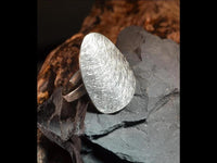 Load image into Gallery viewer, Ring 925 Silber Plektrum gekratzt gebürstet verstellbar
