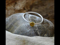 Cargar imagen en el visor de la galería, Ring Silber 925 vergoldet Kreis Streifen 1mm gebürstet
