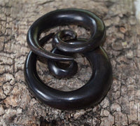 Load image into Gallery viewer, Ebony Piercing Holz dunkelbraun Spirale 8mm 10mm
