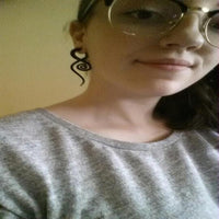 Cargar imagen en el visor de la galería, Piercing Feuerglas Spiral Taper schwarz Dehnschnecke 30g
