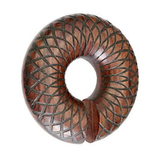 Load image into Gallery viewer, Ohr Donut Piercing Dahlie Holz Ohrgewicht Ring
