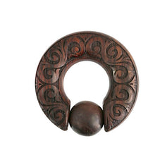 Load image into Gallery viewer, Captive Bead Klemmkugel Ring Narraholz Piercing Spiralen
