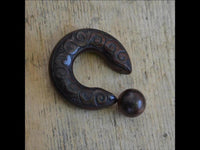 Load image into Gallery viewer, Captive Bead Klemmkugel Ring Narraholz Piercing Spiralen
