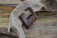 Load image into Gallery viewer, Narraholz Piercing Raute dunkelbraun 4mm 6mm
