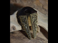 Load image into Gallery viewer, Piercing Ohrgewicht Arangholz Brass Ornament Pfeil 12mm
