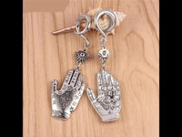 Load image into Gallery viewer, Ohrgewicht Piercing Hook Edelstahl Auge Hand der Fatima

