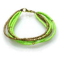 Cargar imagen en el visor de la galería, Messing Armband mehrlagig golden eckig hellgrün nickelfrei Perlen antik Tribal 17,8 cm Karabiner
