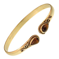 Cargar imagen en el visor de la galería, Messing Armreif golden Tigerauge Spirale Tropfen Flechtrand nickelfrei verstellbar antik Tribal
