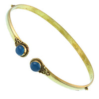 Load image into Gallery viewer, Brass Oberarmreif Punkte gold Chalzedon rund Seil Spiralbogen nickelfrei verstellbar Tribal Armreif
