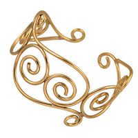 Load image into Gallery viewer, Messing Armreif antik golden oval feine Schnörkel verstellbarTribal Schmuck
