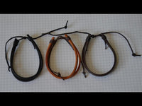 Load image into Gallery viewer, Lederarmband 2 Leder Bänder Baumwolle verstellbar
