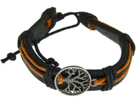 Load image into Gallery viewer, Leder Armband braun breit Brass Button verstellbar
