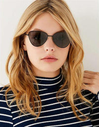 Load image into Gallery viewer, Trend Sonnenbrille dreieckig 400 UV Cateye Metall
