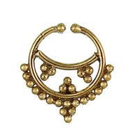 Cargar imagen en el visor de la galería, Septum Fake Piercing Nasenringe Punkte Sichel Spitzen Messing goldfarben nickelfrei antik Ohrring
