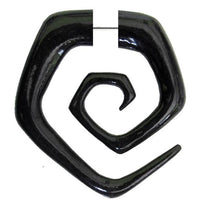 Load image into Gallery viewer, Tribal Horn Fake Piercing schwarz eckig Spirale Buffalo Horn 6mm Steckverschluss Ohrstecker Ohrring
