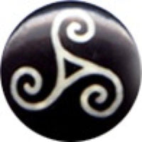 Load image into Gallery viewer, Buffalo Horn Fake Piercing, leicht gebogener Spike, schwarz mit weißem Muster, Ohrhänger, Ohrstecker, Ohrring
