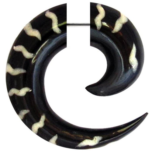 Fake Piercing, Horn Spirale, schwarz mit weißem Bone-Inlay, Expander, Ohrhänger, Ohrstecker, Ohrring