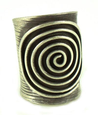 Load image into Gallery viewer, Silberring offen verstellbar schwarz Spirale Streifen Bandring Ring 925er Silber
