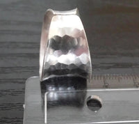 Load image into Gallery viewer, Silberringe gehämmert 15mm breit offen verstellbar Ringe 925 Sterling Silber
