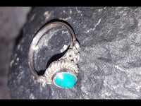 Cargar imagen en el visor de la galería, Silberringe Türkis Seilrand Blume drei Kreise oval 925
