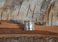 Cargar imagen en el visor de la galería, Bandring gebürstet Punkte gewölbt Rillen 925 Sterling Silber offen
