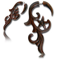 Load image into Gallery viewer, Fake Holz Piercing Narra Holz Blume Ornament nickelfrei Edelstahl Ohrstecker Organic Tribal
