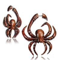 Load image into Gallery viewer, Fake Holz Piercing Spinne Steckverschluss braun gemasert
