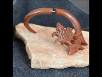 Load image into Gallery viewer, Fake Piercing Ohrring aus Rosenholz Edelstahl Flames
