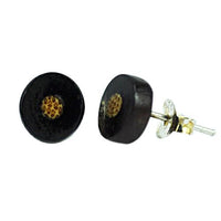 Cargar imagen en el visor de la galería, Kokosnuss-Ohrstecker mit Gepardenmuster, rund, 7mmØ, Dunkelbraun, 925er Sterlingsilber-Stift
